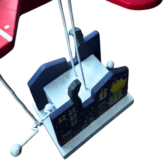 Vintage Wooden Santa Airplane Ornament – Hand-Painted Christmas Folk Art Décor - Picture 8 of 8